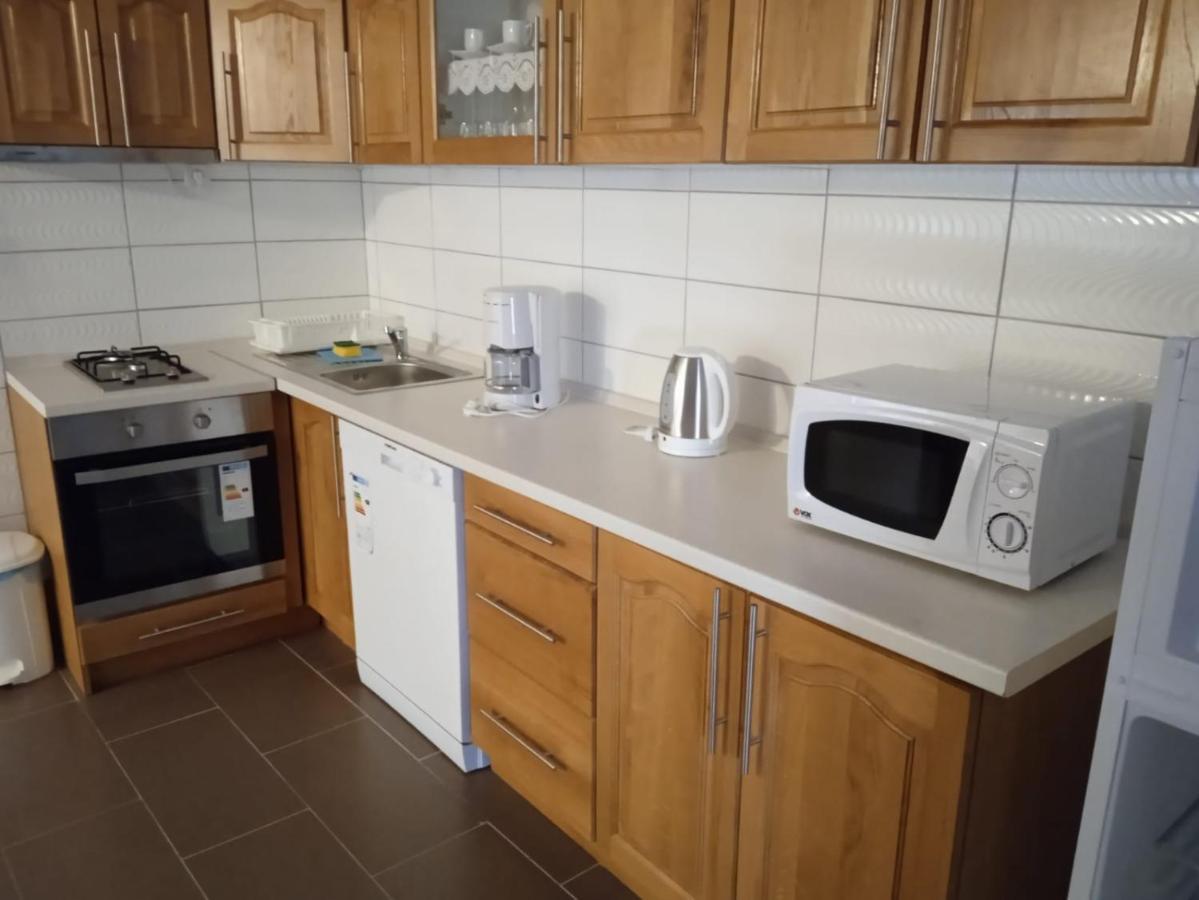 Apartman Josipa Peroj Eksteriør billede